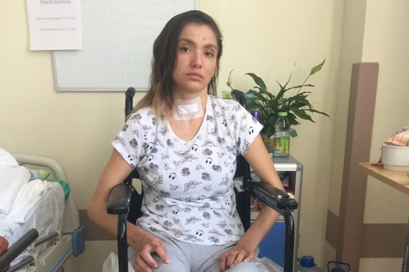 Каждый день девушка с амнезий заново узнает, что муж бросил ее, услышав диагноз Каждый день девушка с амнезий заново узнает, что муж бросил ее, услышав диагноз ynews, болезнь, история, казань, печальная реальность
