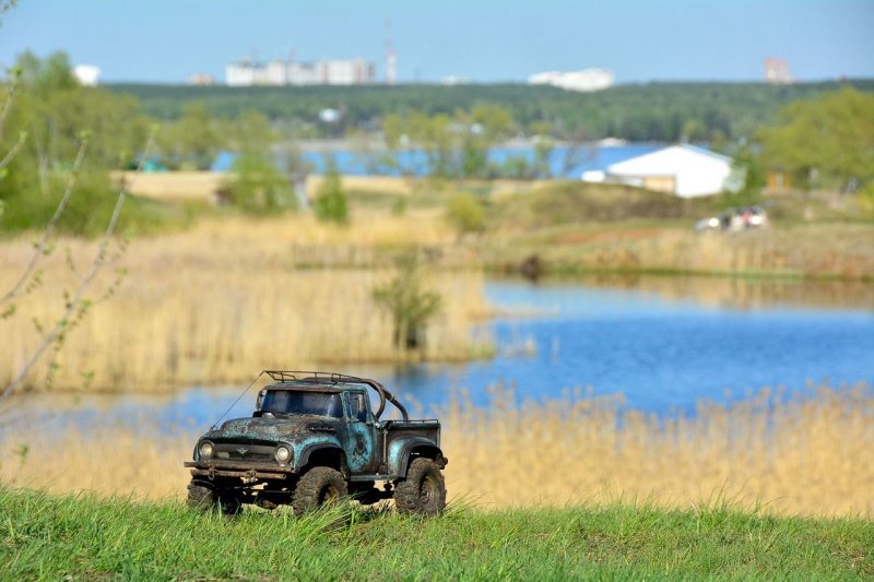 Сногсшибательная модель пикапа Ford F-100 Сногсшибательная модель пикапа Ford F-100 ford, rc модель, авто, автомобили, игрушка, моделизм, своими руками