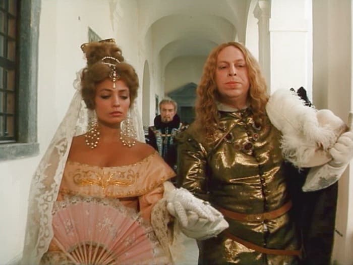 Кадр из фильма *Дон Сезар де Базан*, 1989 | Фото: kino-teatr.ru Кадр из фильма *Дон Сезар де Базан*, 1989 | Фото: kino-teatr.ru
