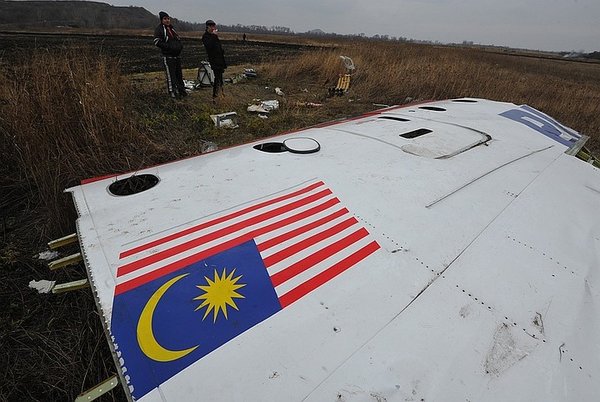 Крушением MH17: Европа сломалась под натиском и обратилась к РФ Крушением MH17: Европа сломалась под натиском и обратилась к РФ