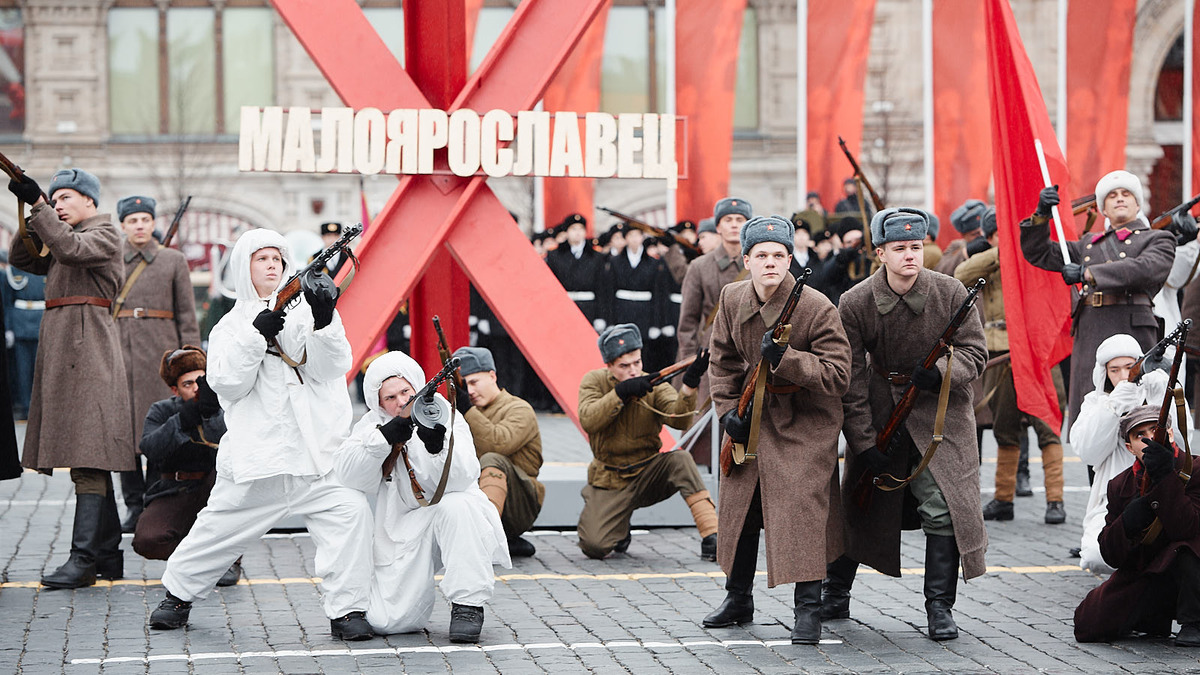 Торжественный марш, посвященный параду 1941 года: фоторепортаж