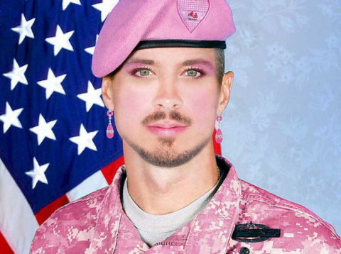 В армии США мужчин-трансгендеров приравняли к женщинам