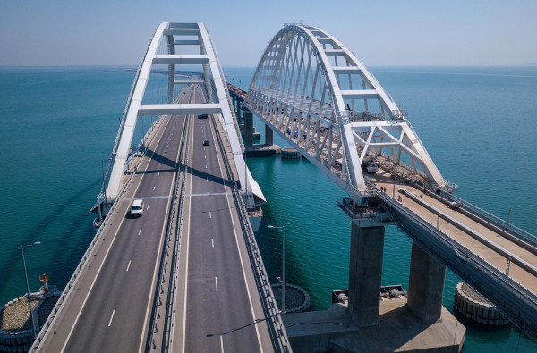 С момента открытия Крымского моста по нему проехало более 10 млн автомобилей