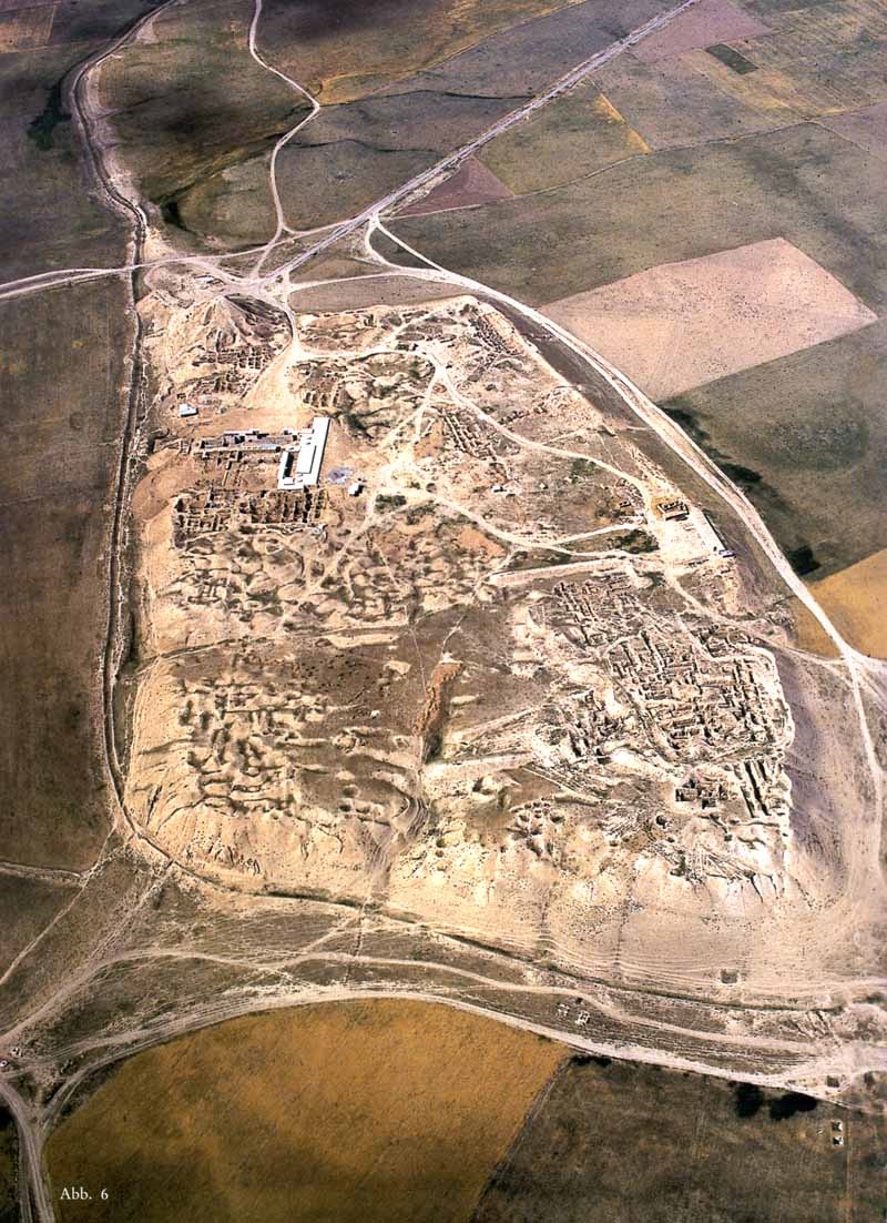 Исторические памятники,
уничтоженные ИГИЛ Исторические памятники,
уничтоженные ИГИЛ