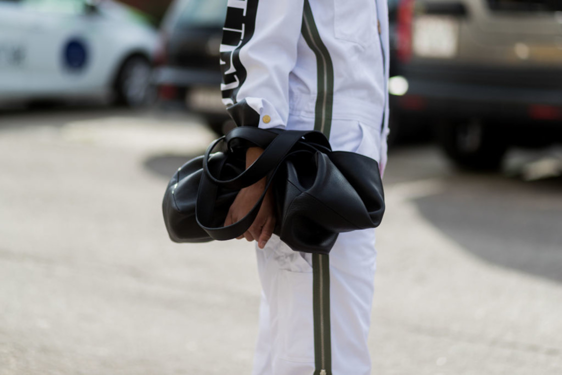 Streetstyle: 30 самых эффектных аксессуаров Недели моды в Копенгагене Streetstyle: 30 самых эффектных аксессуаров Недели моды в Копенгагене