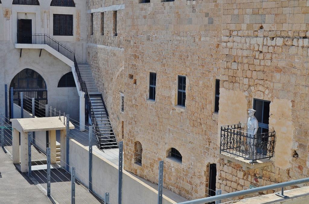 Самая страшная тюрьма Палестины, где казнили тысячи человек и ее роль в создании Государства Израиль