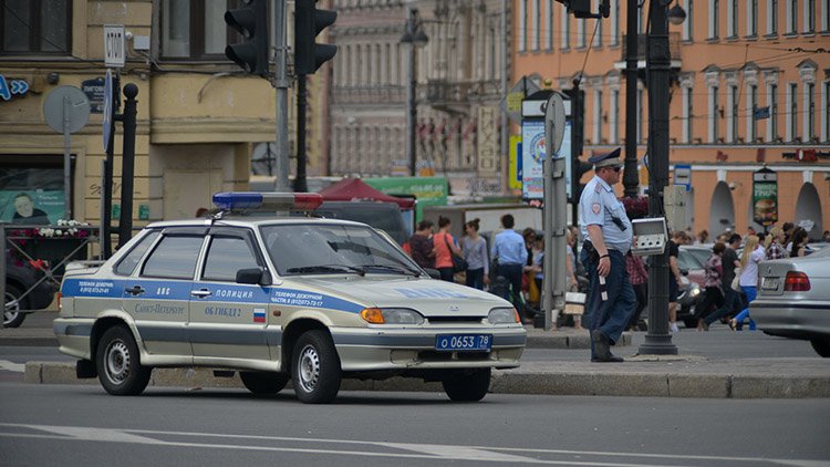 В Петрозаводске 8-летний ребёнок чуть не погиб под колёсами иномарки