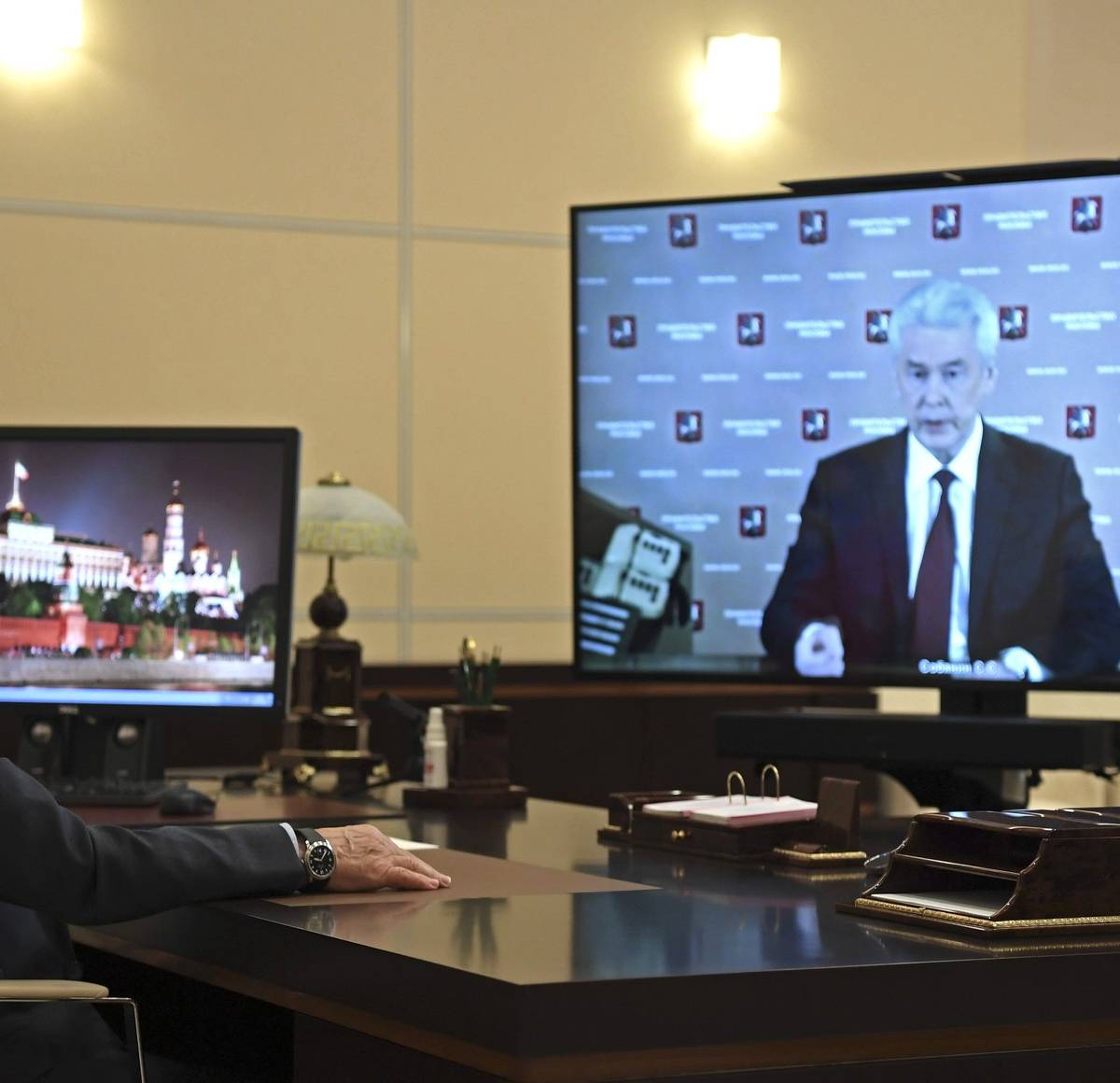 Собянин готовит почву для досрочного ухода Путина Собянин готовит почву для досрочного ухода Путина