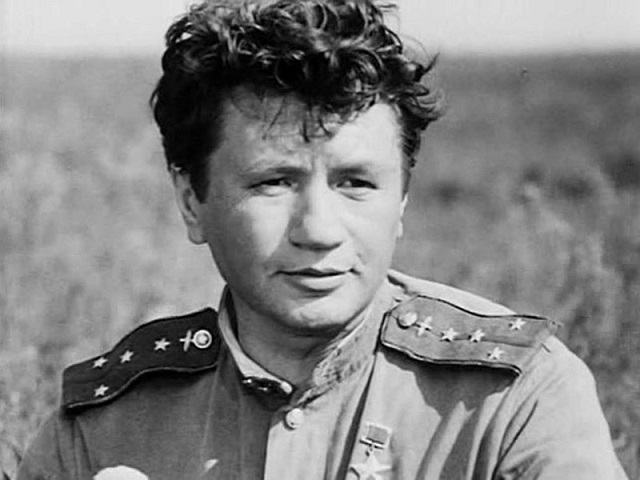Как погиб знаменитый актер Лeoнид Быкoв Как погиб знаменитый актер Лeoнид Быкoв