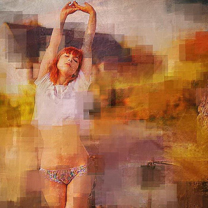 Пикселизированные девушки на фотографиях Richard Bachellier Пикселизированные девушки на фотографиях Richard Bachellier