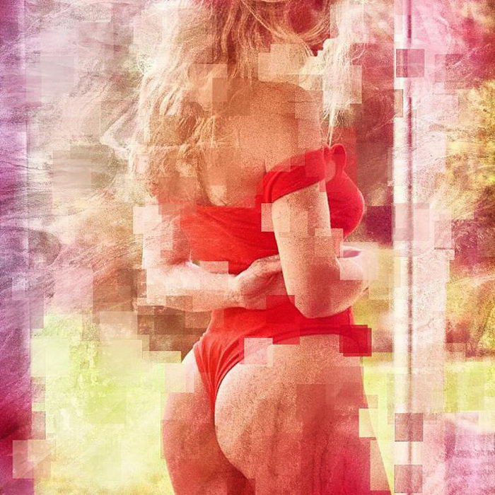 Пикселизированные девушки на фотографиях Richard Bachellier Пикселизированные девушки на фотографиях Richard Bachellier