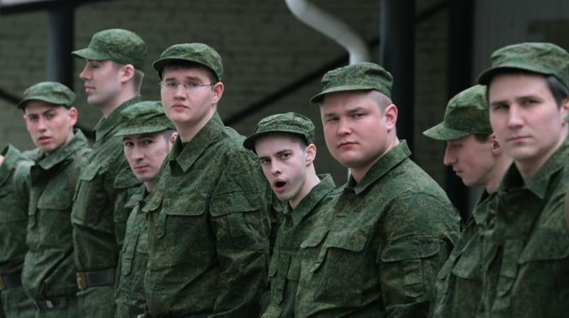 Плати или служи: должников по алиментам отправят в армию Плати или служи: должников по алиментам отправят в армию ynews, алименты, армия, должники по алиментам, призыв, служба