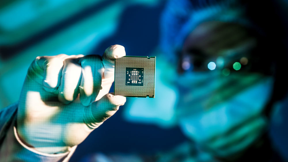 В Intel сообщили о новых уязвимостях в популярных процессорах
