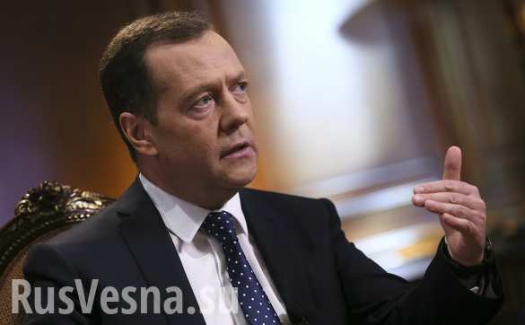 В избирательном бюллетене один Порошенко и 43 Путина: Елена Бондаренко охарактеризовала предвыборные технологии на Украине В избирательном бюллетене один Порошенко и 43 Путина: Елена Бондаренко охарактеризовала предвыборные технологии на Украине