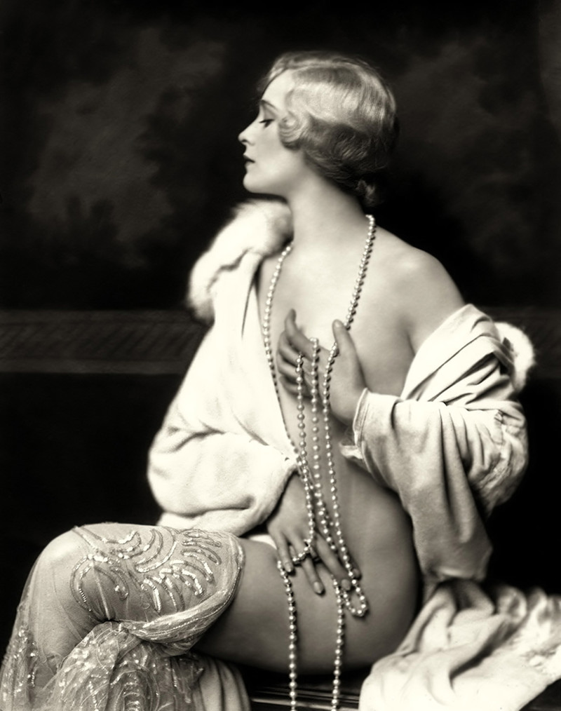 Alfred Cheney Johnston и его гламурные женские портреты в стиле 