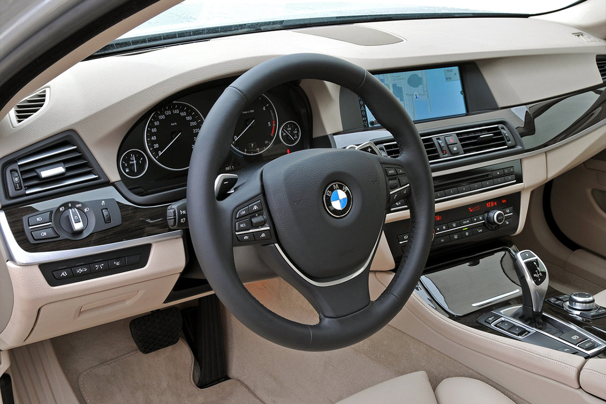 BMW m5 dashboard