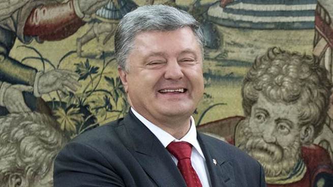 Ничего святого! Порошенко пропил подарки Обамы и Байдена Ничего святого! Порошенко пропил подарки Обамы и Байдена