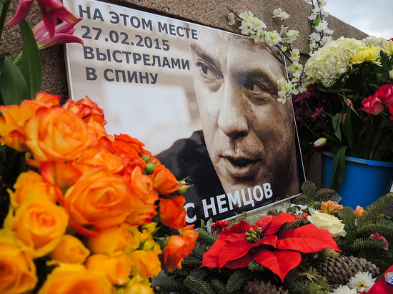 Посмертный юбилей Немцова: «Что бы он делал в 60 лет?» Посмертный юбилей Немцова: «Что бы он делал в 60 лет?»