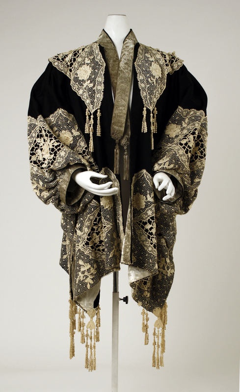 House of Worth coat. Ca.1905