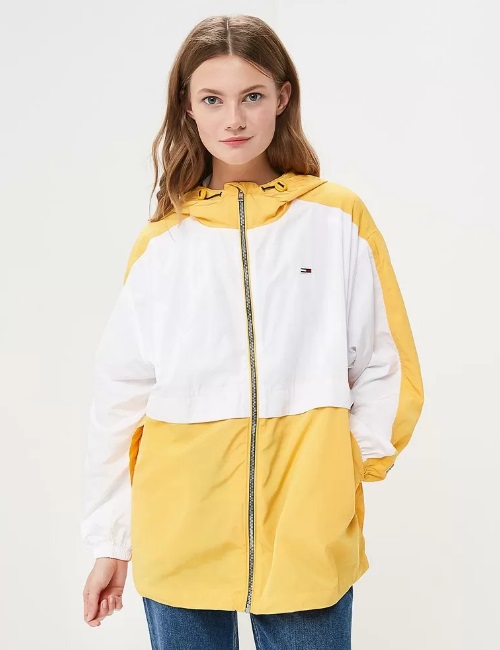 Tommy Jeans, 13 990 руб. (Lamoda) Tommy Jeans, 13 990 руб. (Lamoda)