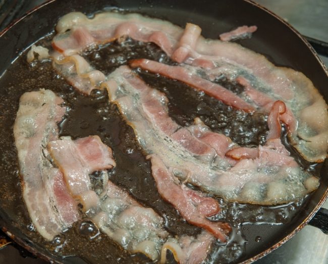 Лаваш с курицей, яйцом и салатом «Айсберг» Лаваш с курицей, яйцом и салатом «Айсберг»