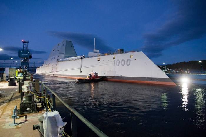 ВМС США не будут закупать новые боеприпасы для эсминцев "Замволт" ВМС США не будут закупать новые боеприпасы для эсминцев "Замволт"