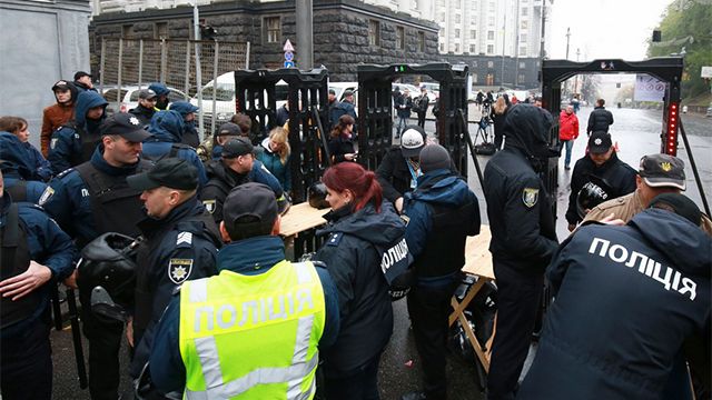 Политик о протестных акциях в Киеве: Это может закончиться плохо для Порошенко