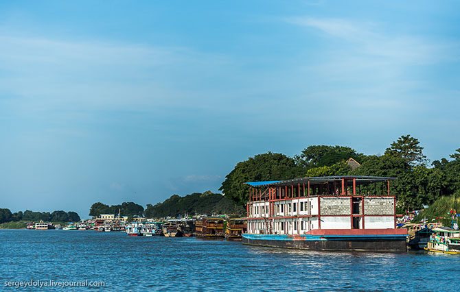 Путешествие по крупнейшей реке Бирмы