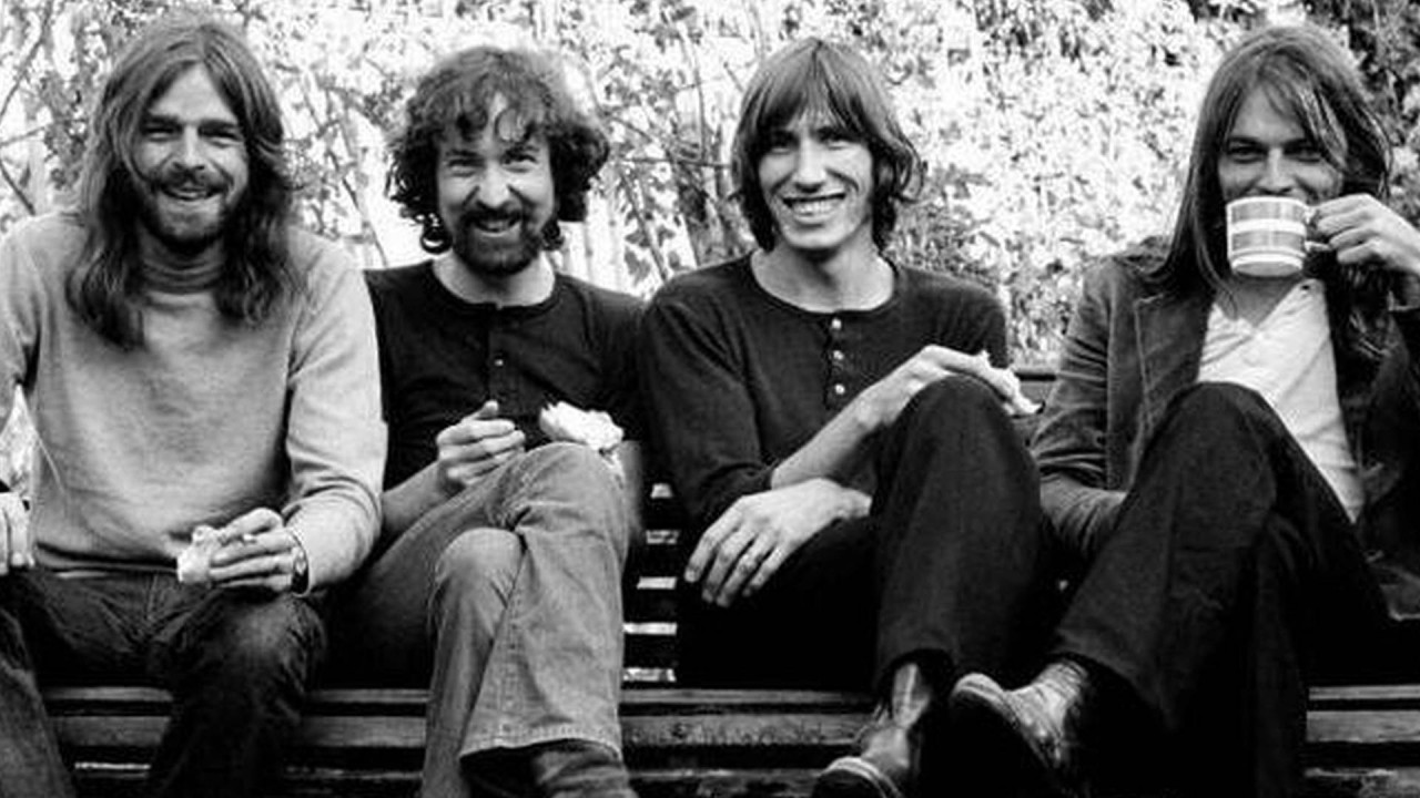 Роджер Уотерс из Pink Floyd : "Меня выдворят из США" Роджер Уотерс из Pink Floyd : "Меня выдворят из США"