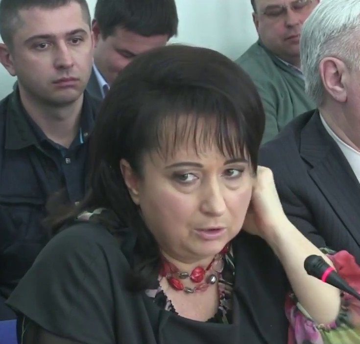 4. Людмила Супрун - украинский политический деятель с начесом 4. Людмила Супрун - украинский политический деятель с начесом государственные деятели, политические прически, прически, странные политики, фото