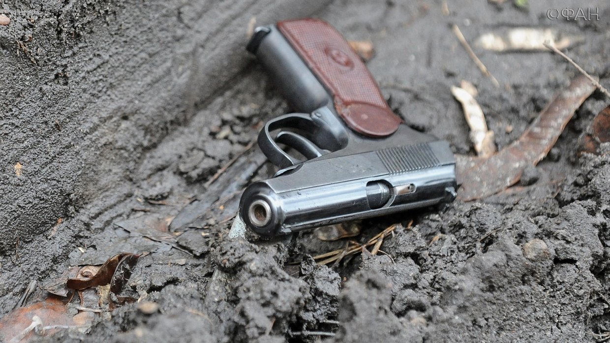 Жительница Новосибирска обезвредила двух грабителей с пистолетом