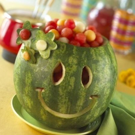 Amazing Watermelon Carvings (75 pics)