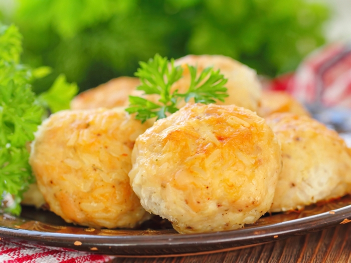 Восхитительные котлеты из куриного фарша и крабовых палочек. \ Фото: smak.ua. Восхитительные котлеты из куриного фарша и крабовых палочек. \ Фото: smak.ua.