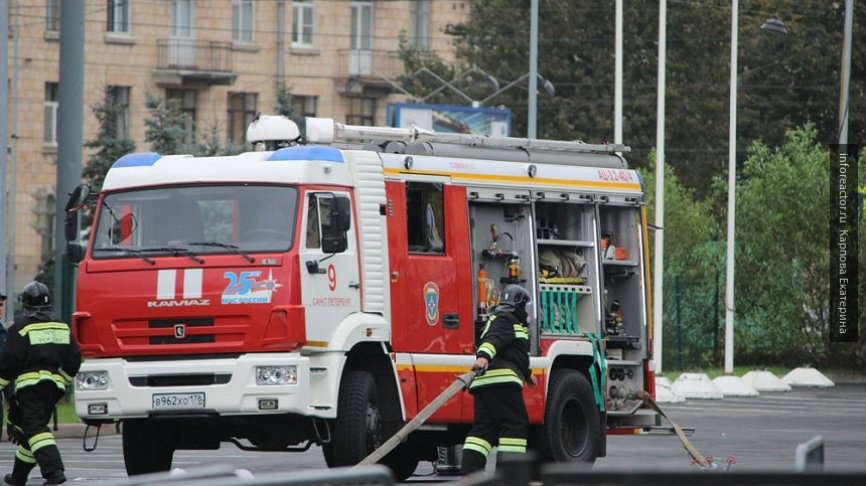 Кафе Solomon полыхает в Иркутске: площадь пожара составляет 500 кв. м.