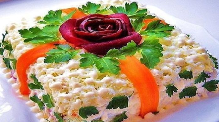 Очень вкусный праздничный салат «Вдохновение»
