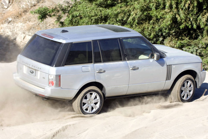 Как это не обидно, но Range Rover 4.4 не лучшее авто. Как это не обидно, но Range Rover 4.4 не лучшее авто.