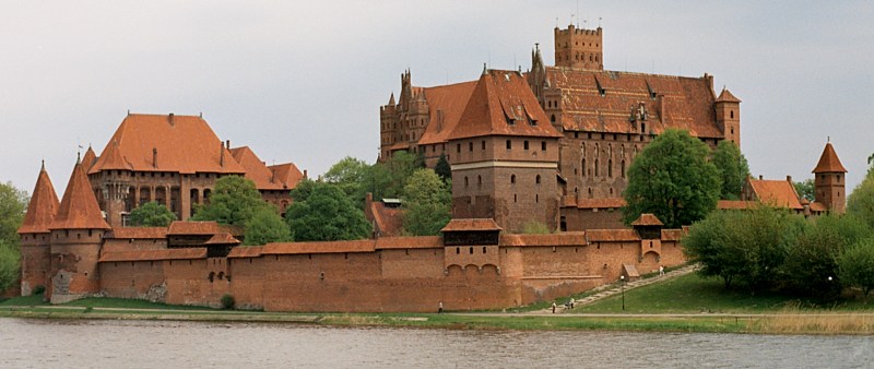 ЗАМОК МАРИЕНБУРГ (ПОЛЬША) — САМЫЙ БОЛЬШОЙ В МИРЕ КИРПИЧНЫЙ ЗАМОК