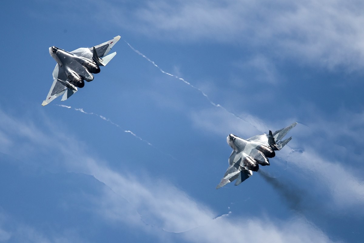 Беспилотный Су-57: какими возможностями будет обладать российский БПЛА нового поколения Беспилотный Су-57: какими возможностями будет обладать российский БПЛА нового поколения