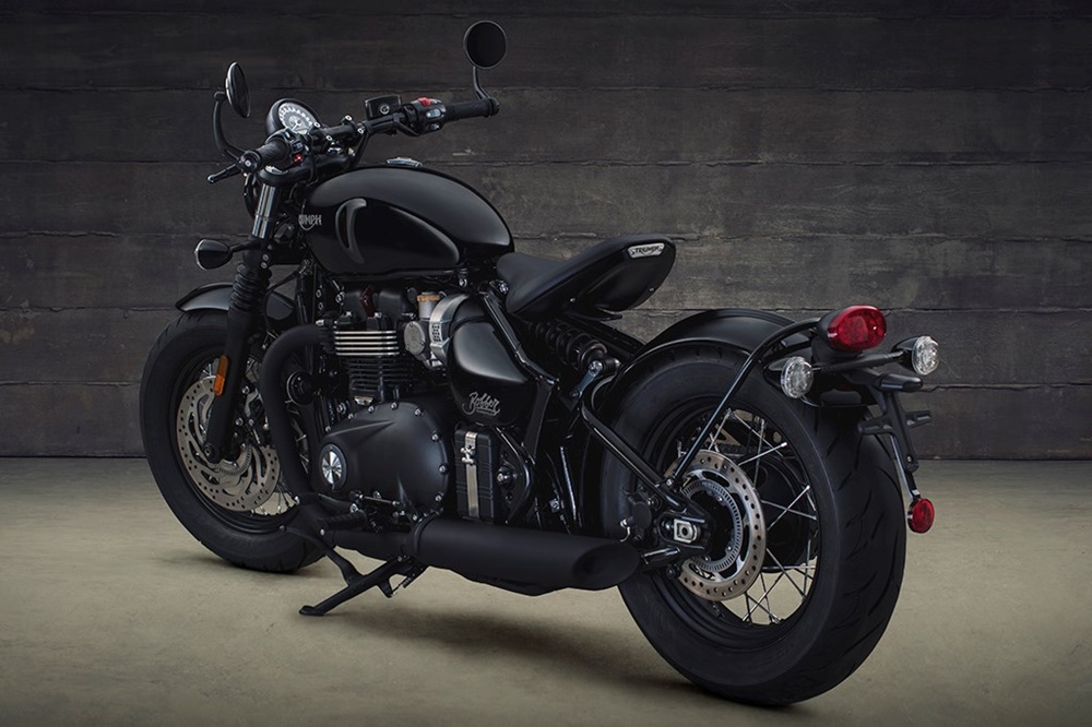 Новый мотоцикл Triumph Bonneville Bobber Black 2018