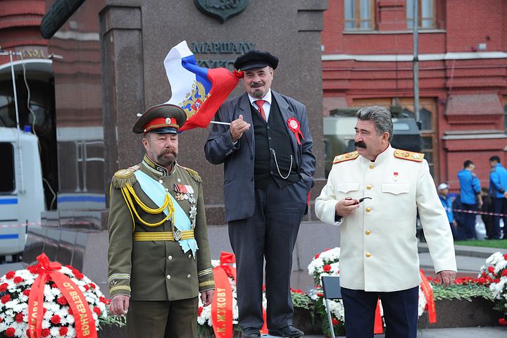 Сергей Доренко: Путин ставит на крыло 30-летних ребят и станет их политическим отцом
