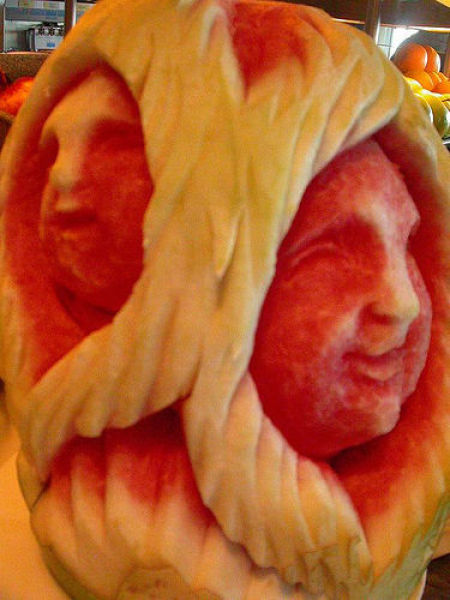 Amazing Watermelon Carvings (75 pics) Amazing Watermelon Carvings (75 pics)