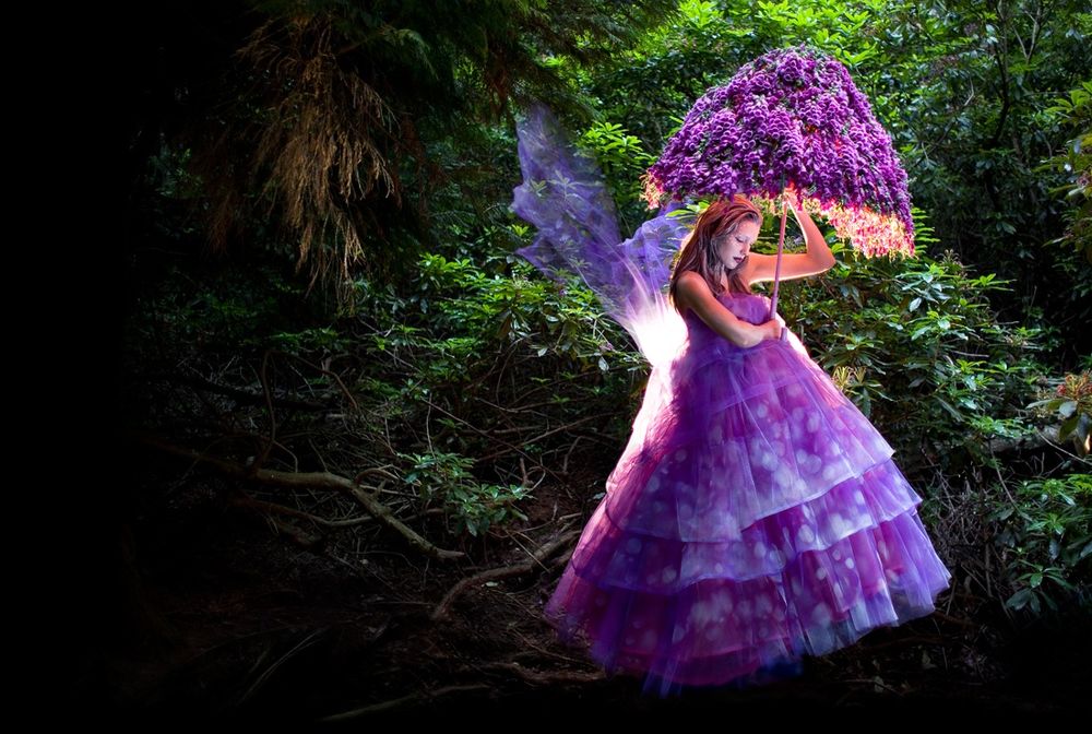      (Kirsty Mitchell)