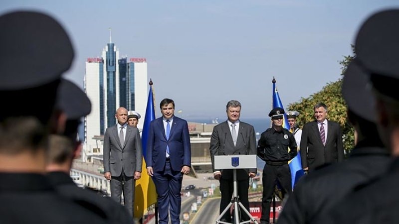 Изнасилование свиней: Роман Носиков про вторжение Саакашвили на Украину Изнасилование свиней: Роман Носиков про вторжение Саакашвили на Украину