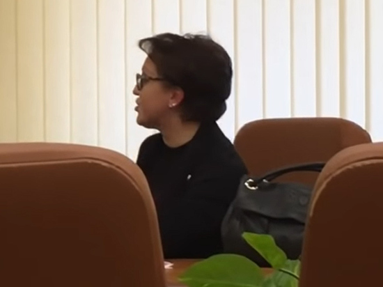 Медведев: раньше «министра с макарошками» не заметили бы, интернет виноват Медведев: раньше «министра с макарошками» не заметили бы, интернет виноват