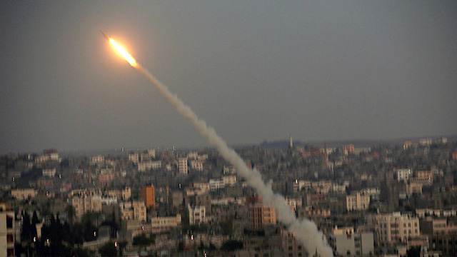 Израиль нанес удар по сектору Газа в ответ на ракетные обстрелы