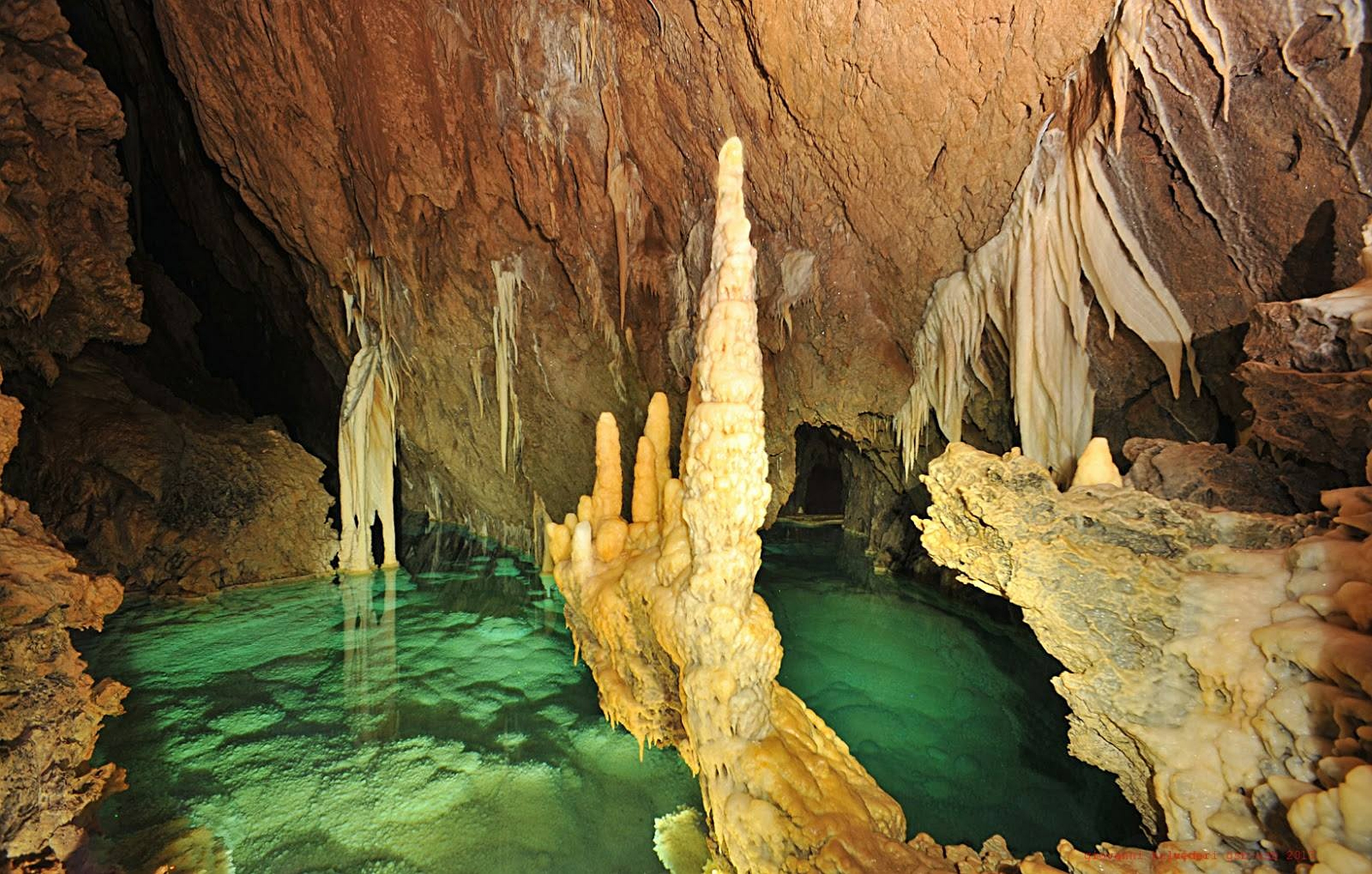Пещера Вьетреница (Pećina Vjetrenica)