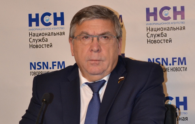 СЕНАТОР: ЗАРПЛАТАМ РОССИЙСКИХ ЧИНОВНИКОВ НЕ ПОЗАВИДУЕШЬ СЕНАТОР: ЗАРПЛАТАМ РОССИЙСКИХ ЧИНОВНИКОВ НЕ ПОЗАВИДУЕШЬ