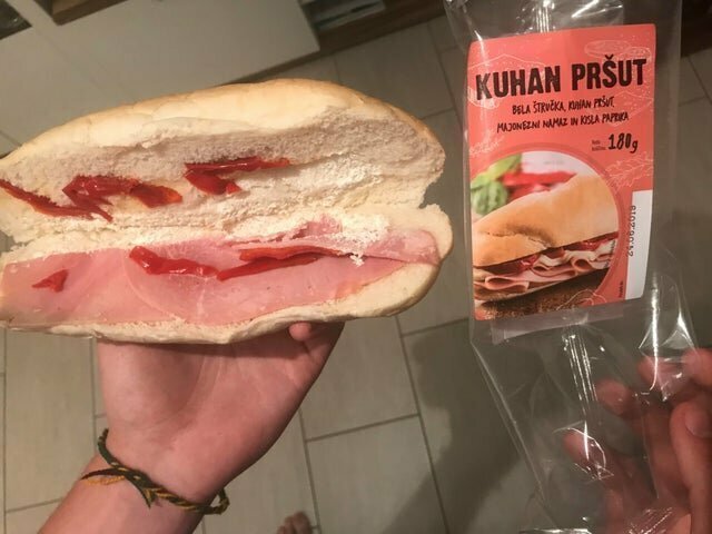 Начинки почти нет Начинки почти нет