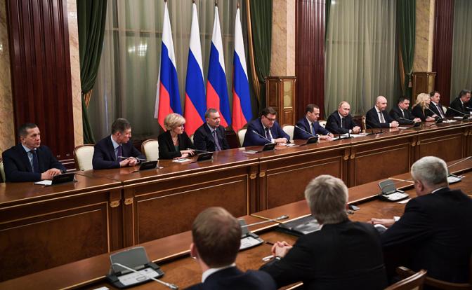 Неразделенная власть хуже неразделенной любви Неразделенная власть хуже неразделенной любви