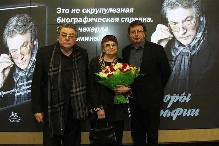 Знаменитые актёры, которые сохранили чувства к одной женщине на протяжении многих лет Знаменитые актёры, которые сохранили чувства к одной женщине на протяжении многих лет